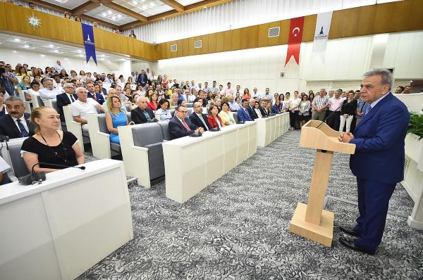 Başkan Kocaoğlu personeliyle bayramlaştı