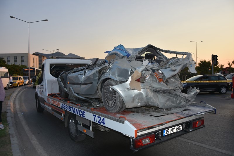 İzmir’de zincirleme trafik kazası