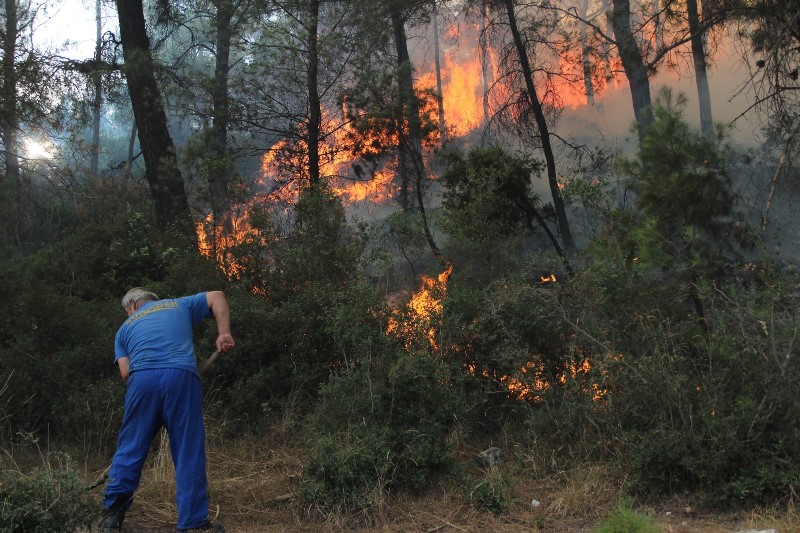 İzmir'de yangın kabusu