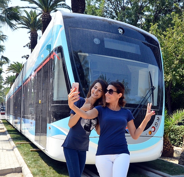 Tramvay İzmir Fuarı'nda görücüye çıkacak