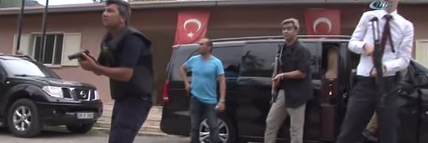 Kılıçdaroğlu'nun konvoyuna saldırıdan ilk kareler