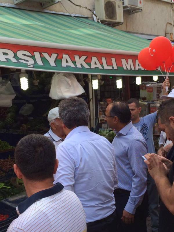 CHP Karşıyaka'dan Çarşı turu