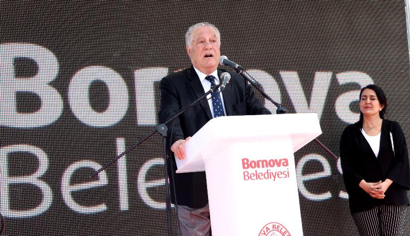 Bornova'da Aydoğan'ı duygulandıran vefa