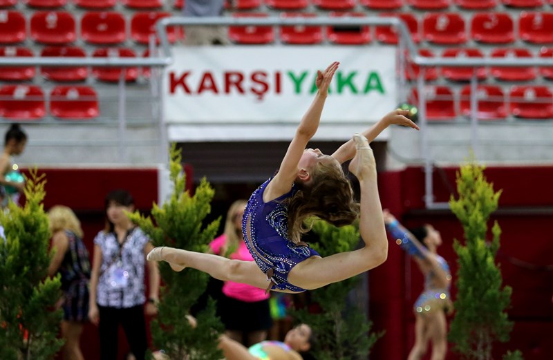Karşıyak'da jimnastik şöleni