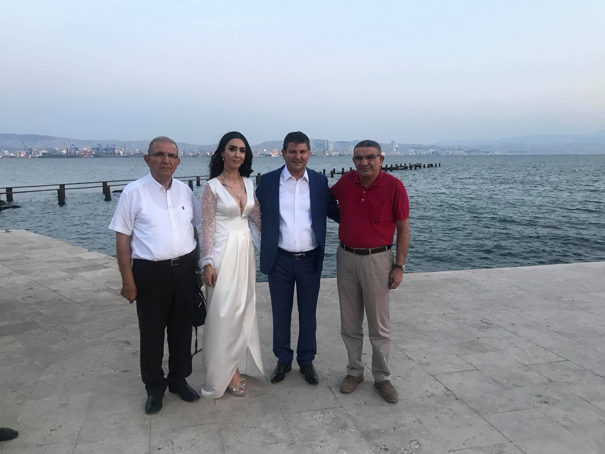 CHP İzmir'i Arena'da buluşturan nikah!