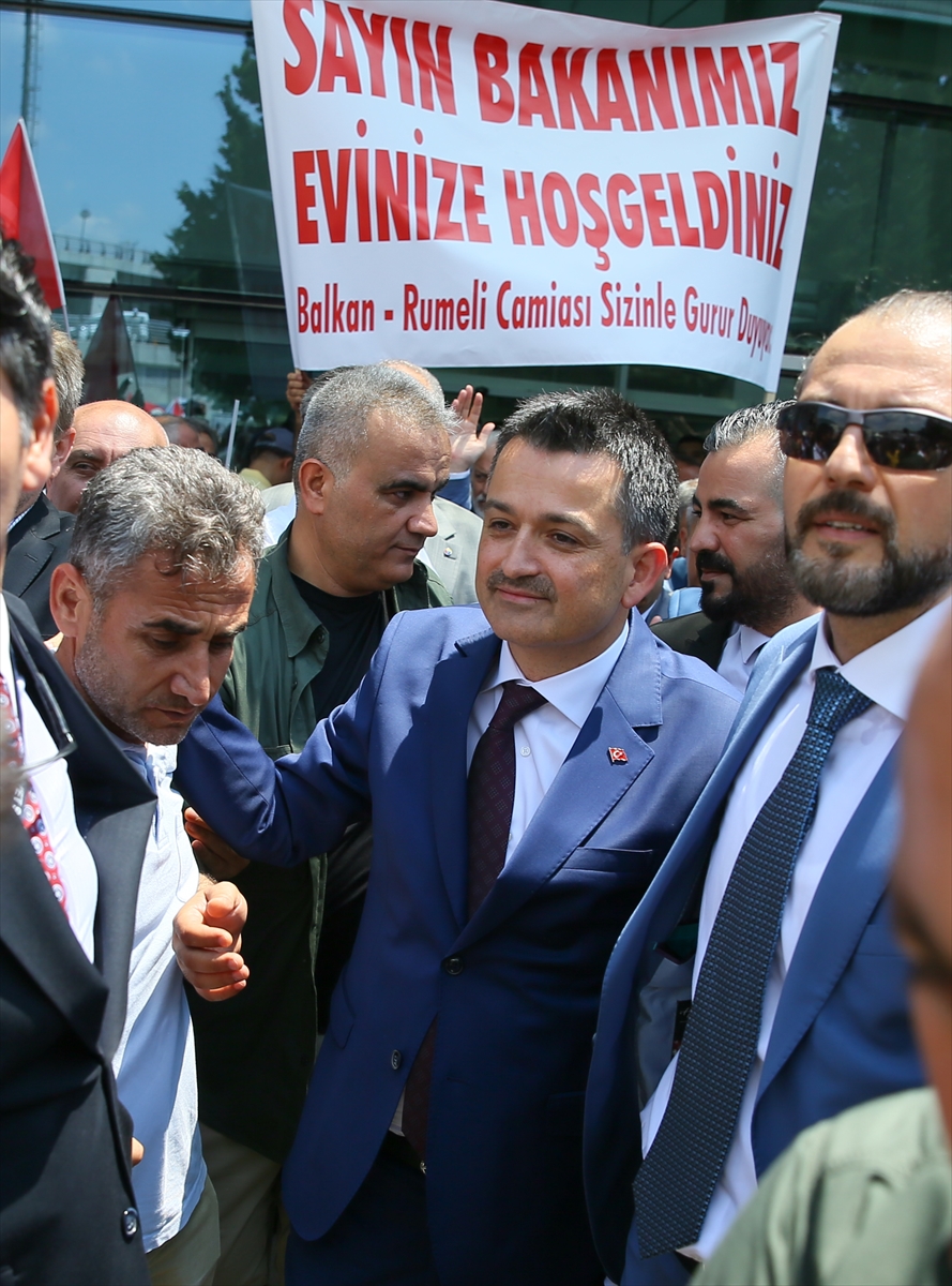 Bakan Pakdemirli İzmir'de