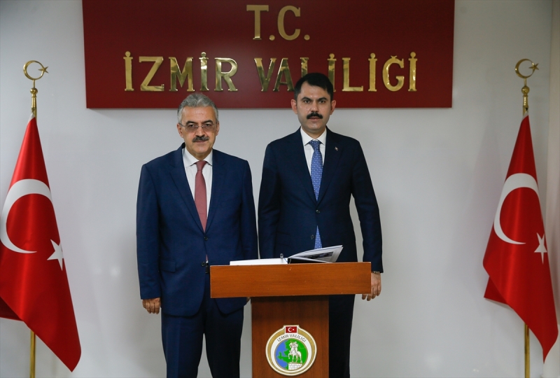 Çevre ve Şehircilik Bakanı Murat Kurum İzmir'de