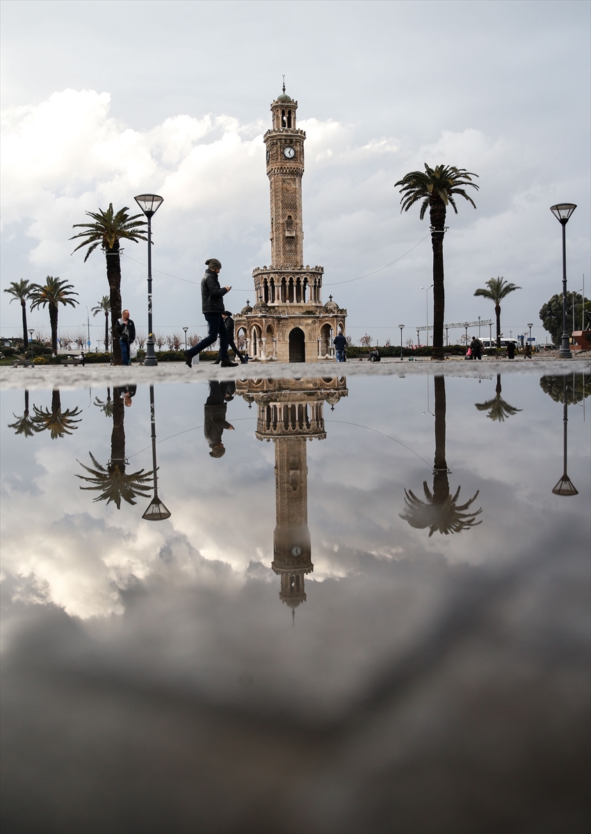 İzmir'de yağmur sonrası güzel görüntüler ortaya çıktı