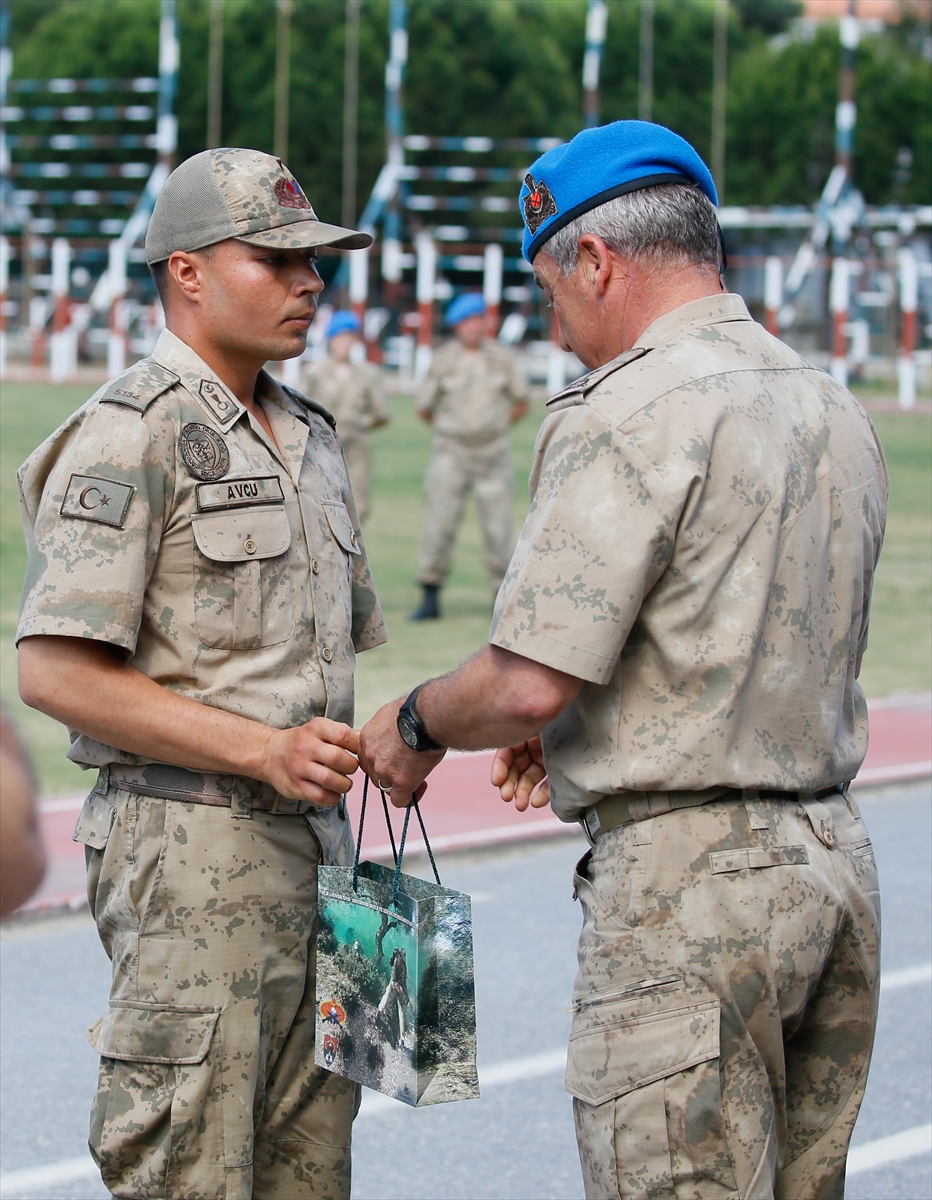 Jandarma asteğmen adayları yemin etti