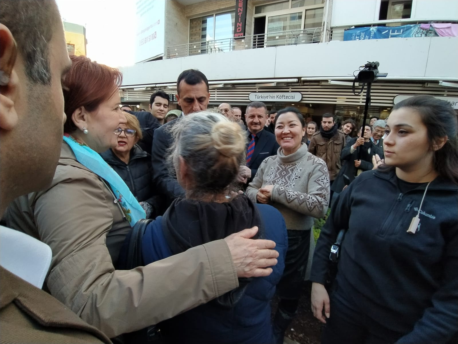 Meral Akşener'den Kıbrıs Şehitleri ziyareti