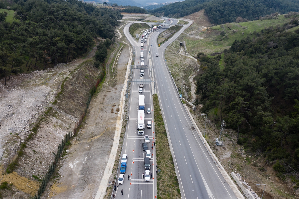 İzmir-Manisa sınırında denetimler sürüyor