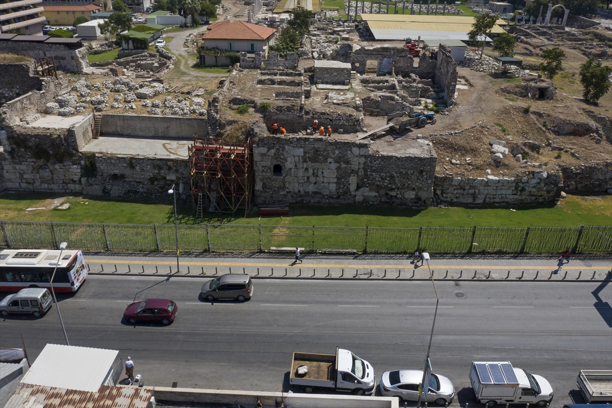 İzmir'deki kazılarda 