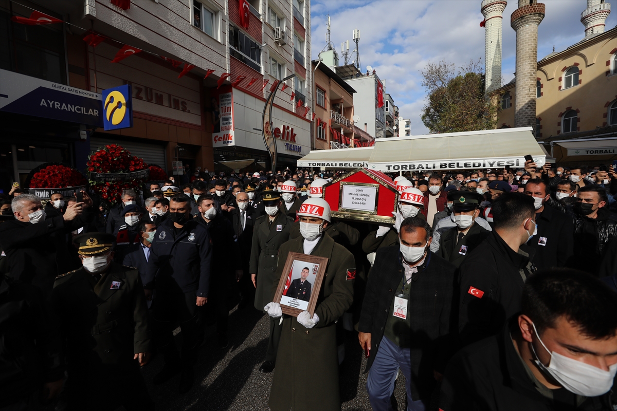 Şehit Uzman Çavuş Özbent İzmir'de son yolculuğuna uğurlandı