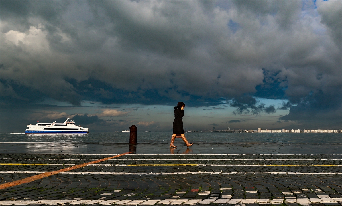 Yağmur sonrası İzmir