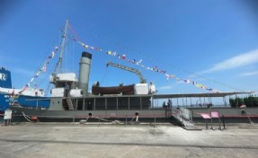 TCG Nusret müze gemisi İzmir'e geliyor!