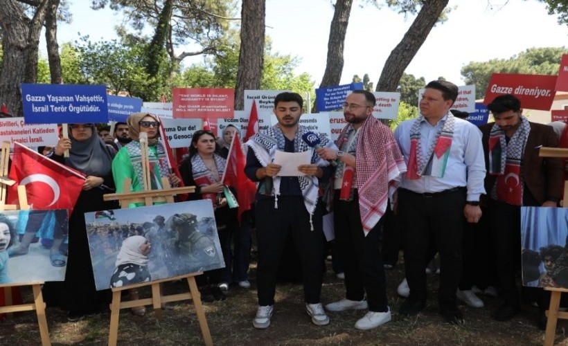 AK Parti İzmir Üniversiteler Teşkilatı, İsrail'i protesto etti!