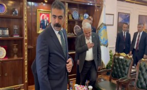 Diyarbakır'da DEM Parti ve Hüda-Par arasında tokalaşma krizi!