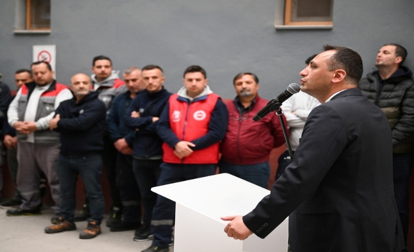 Başkan Ömer Eşki 1 Mayıs'ta işçilere seslendi: 'Bu ülkeyi de sokakları gibi güzelleştireceğiz'
