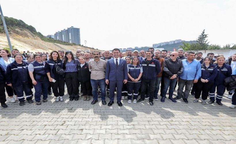 Başkan Önal, şantiyede işçilerle buluştu