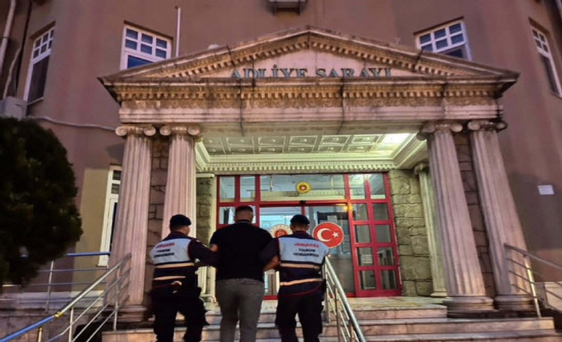 Emlakçıya motosikletli baskın kamerada!