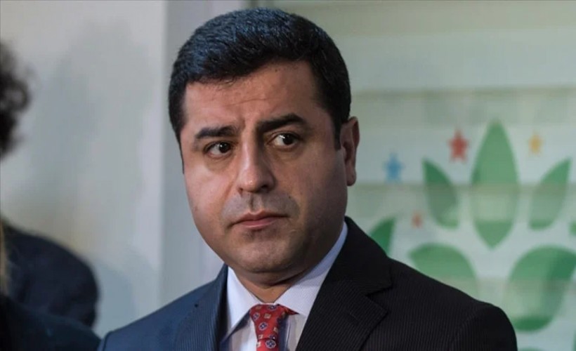 Demirtaş, AK Parti'ye seslendi: 'Belediye başkanları tahliye edilmeli'