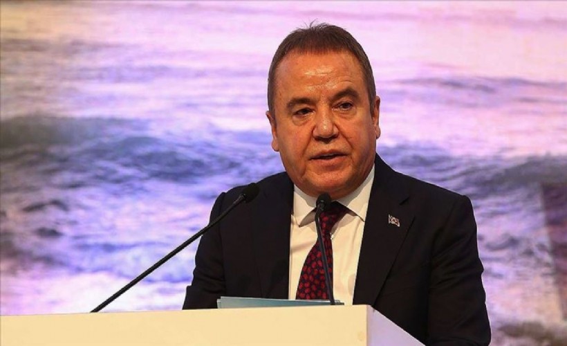 Muhittin Böcek'te gözaltına alındı