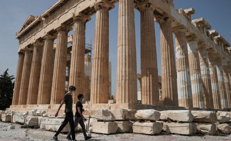 Akropolis yeniden ziyarete açıldı