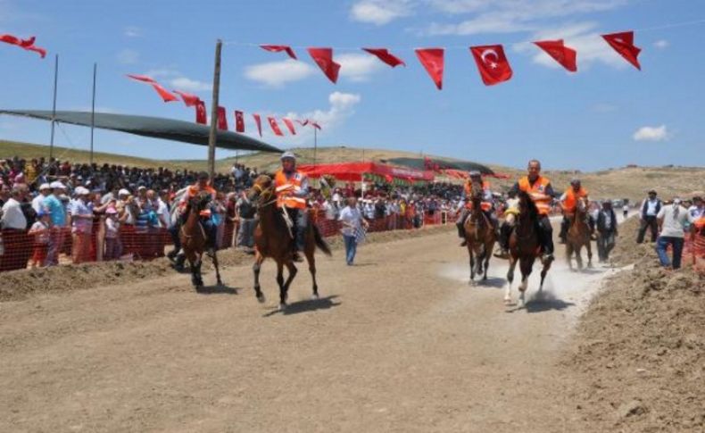 Rahvan atlar Menemen'de koşacak