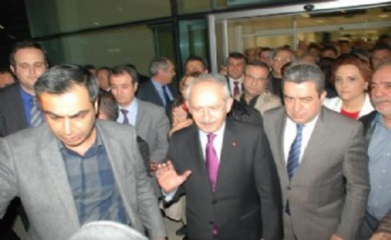 Kılıçdaroğlu önseçime sayılı gün kala İzmir'e geldi