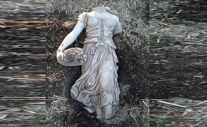 1 metrelik kadın heykeli ile yakalandı
