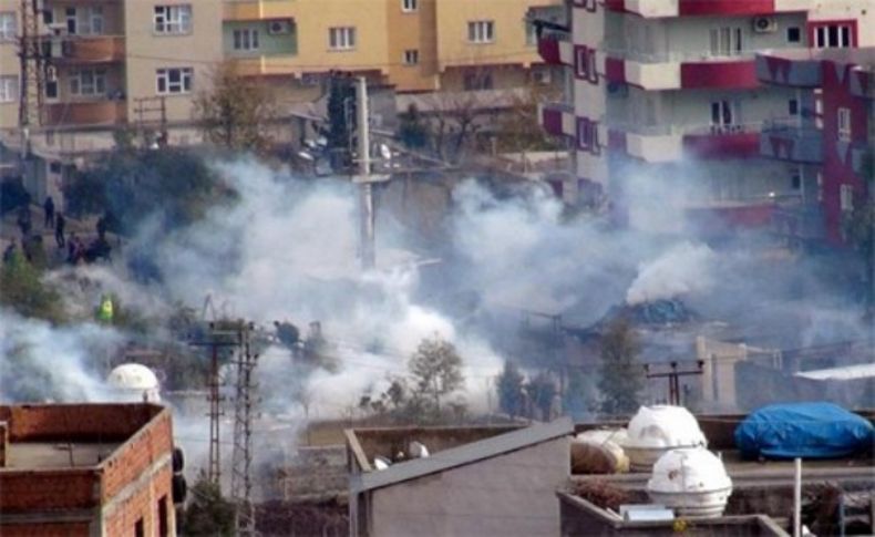 Cizre'de çatışma: 3 vatandaş öldü, 3 asker yaralı