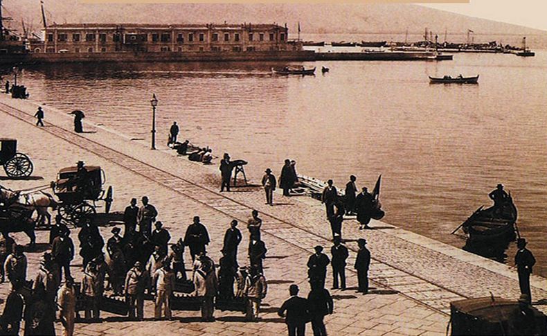 19. Yüzyıl'da İzmirliler nasıl yaşıyordu'