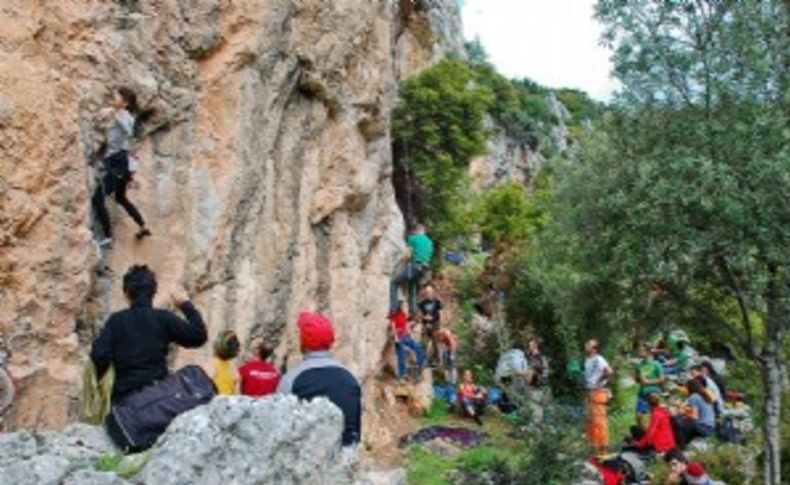 Buca Türkiye’nin en uzun soluklu kaya tırmanış şenliğine hazırlanıyor
