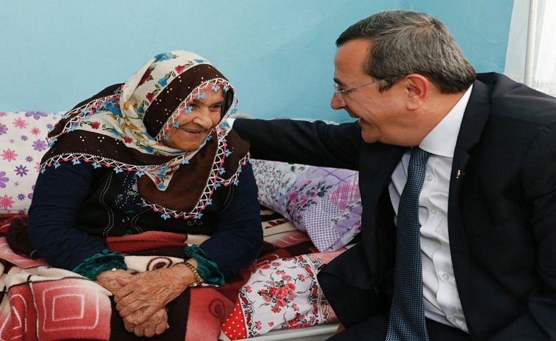 Batur'dan 96 yaşındaki ‘Türkiye’ Anne’ye anlamlı ziyaret