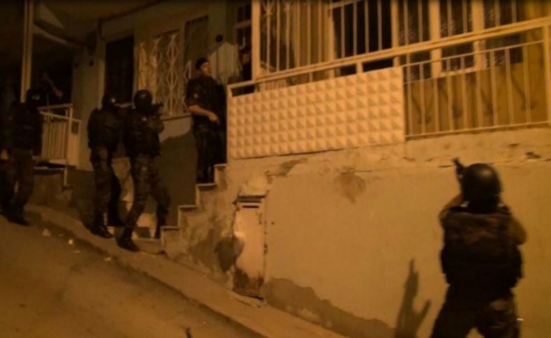 İzmir'in 4 ilçesinde terör operasyonu: Çok sayıda gözaltı