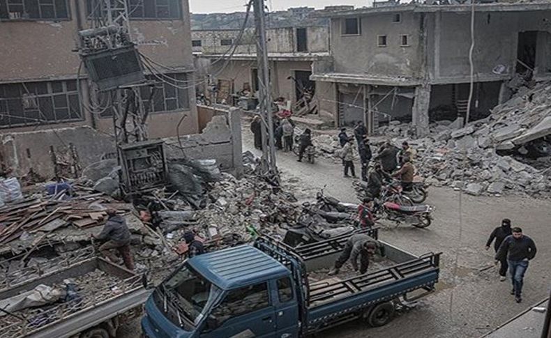 AA: Rus savaş uçakları İdlib'i vurdu,12 ölü