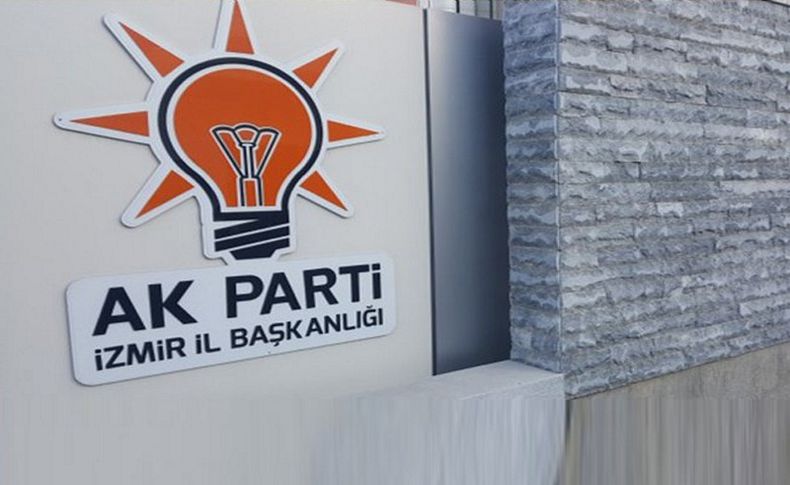 AK Parti'de istifalar sonrası atamalar yapıldı