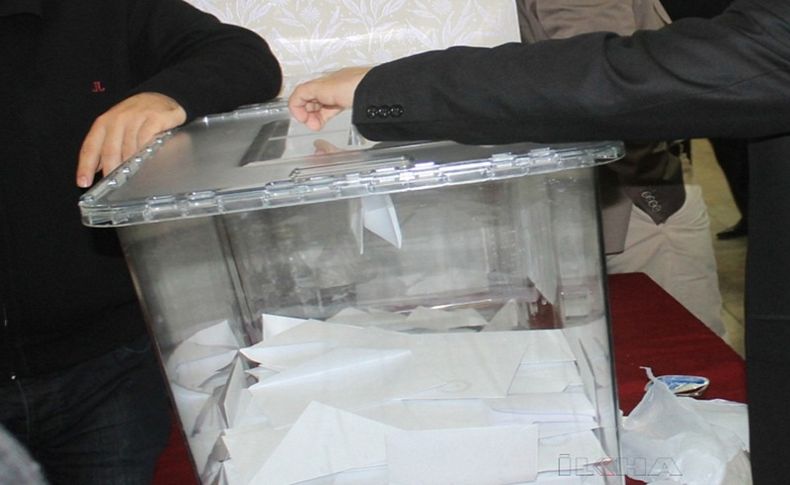 AK Parti’de o ilçelerde revizyon için düğmeye basıldı