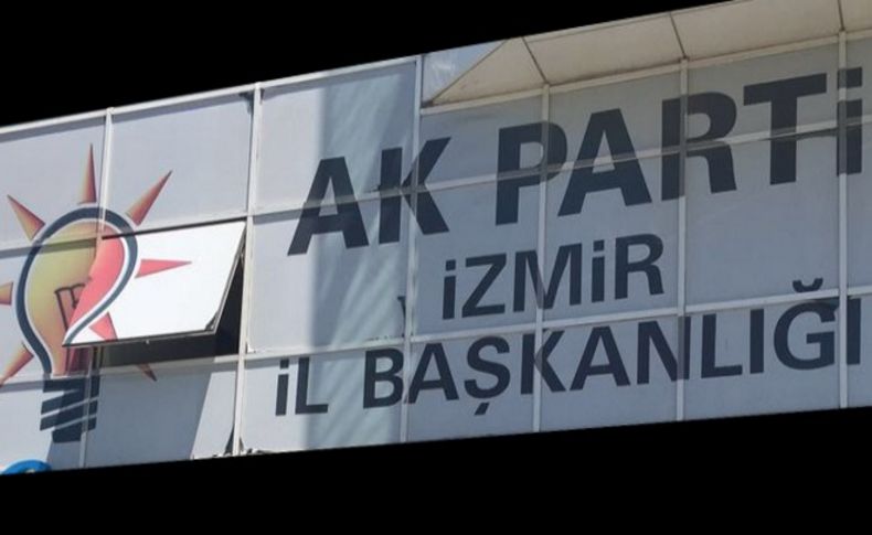 AK Parti İzmir'de 3 ilçe yönetimi görevden alındı!