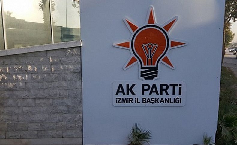 AK Parti İzmir İl Yönetiminden 6 kişi istifa etti