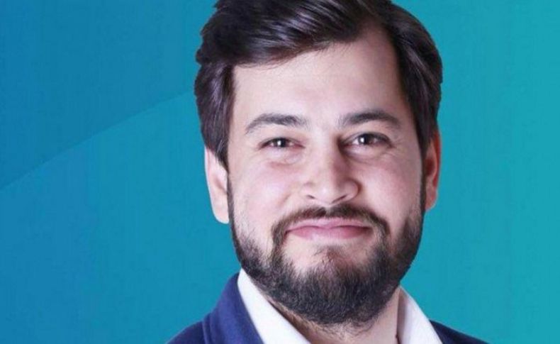 AK Parti Medya Başkan Yardımcısı Ayvalı istifa etti!