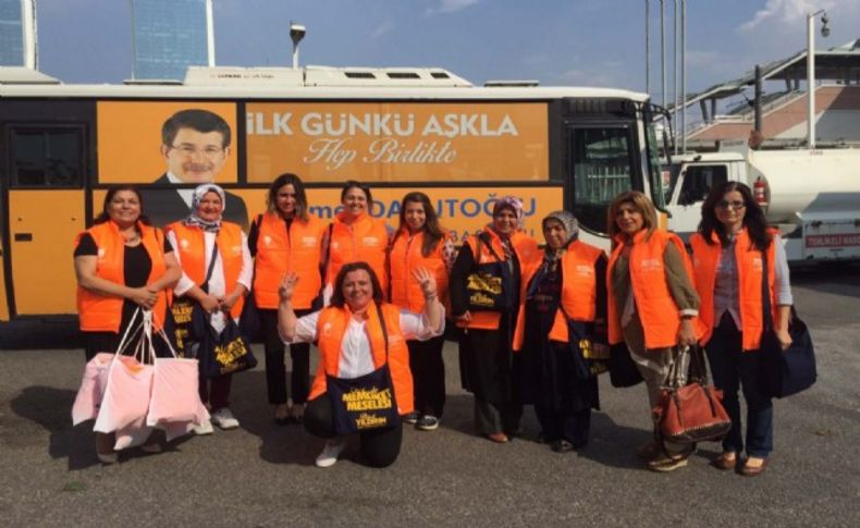 AK Partili kadınlar sokağa indi