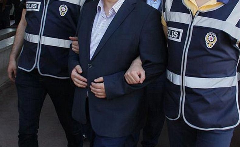 AK Partili meclis üyesine FETÖ'den gözaltı