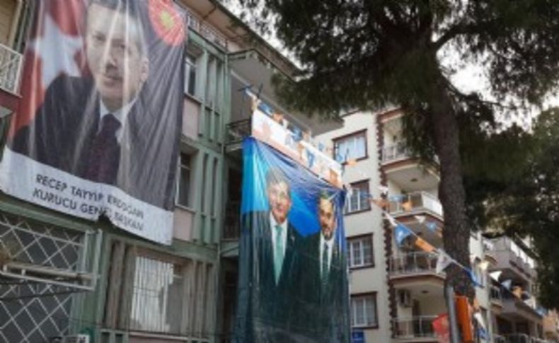 AK Parti'yi karıştıran afiş