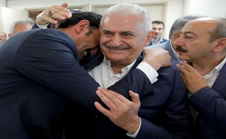 AK Parti’de seçim gözyaşları