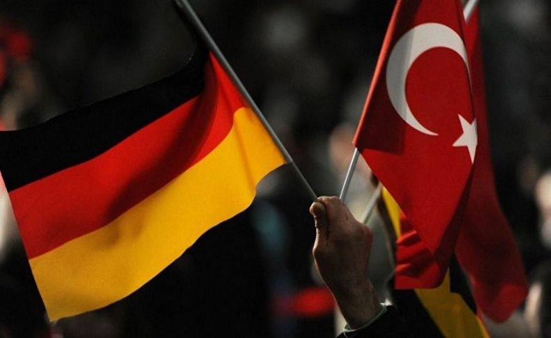 Almanya’dan şok karar! 6 bin Türk sınır dışı ediliyor