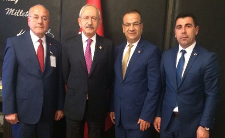 CHP İzmir'de 3 ilçe başkanı Kılıçdaroğlu'yla bir araya geldi! Ne konuştular'