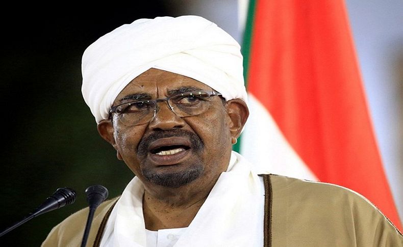 Sudan'da askeri darbe: Devlet Başkanı Ömer el Beşir tutuklandı