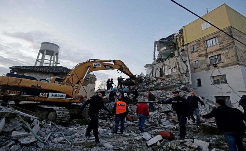 Arnavutluk'ta 6,4 büyüklüğünde deprem: 16 ölü