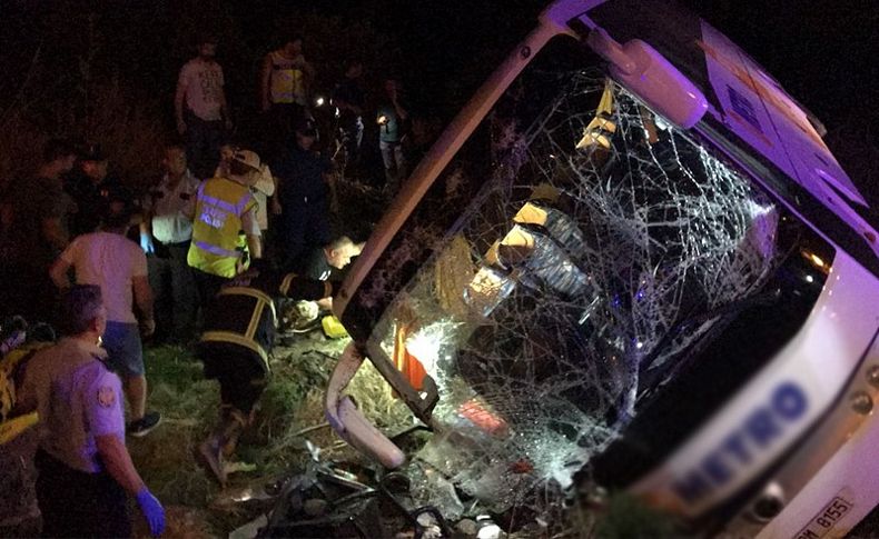 Aydın'da yolcu otobüsü devrildi: 44 yaralı